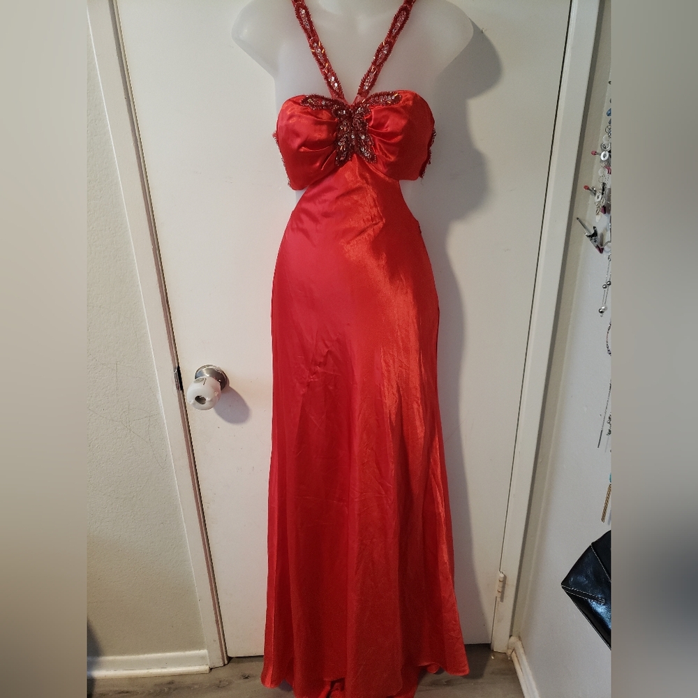 Vintage Elegant Red Strapless Gown Size 0